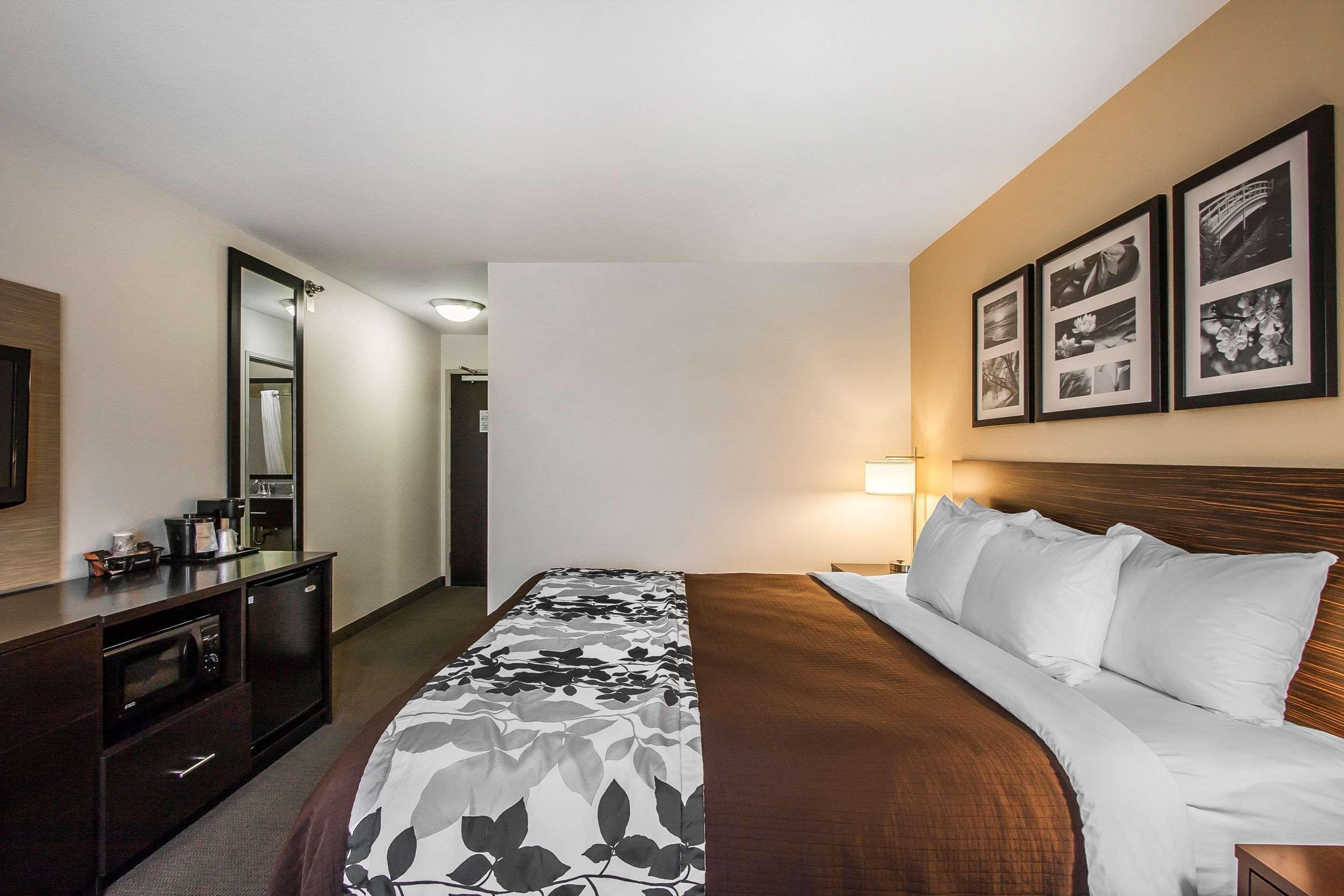 Sleep Inn & Suites Grand Forks Near Alerus Center Extérieur photo